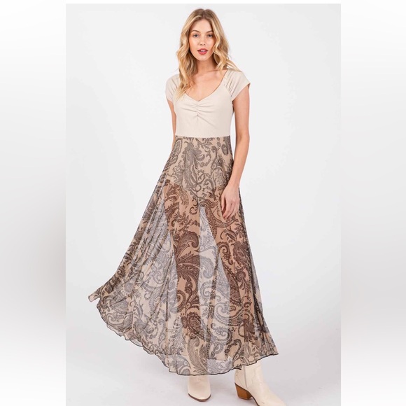 21 Fabulous Paisley Mesh Midi Dress with Bodysuit - Picture 3 of 6